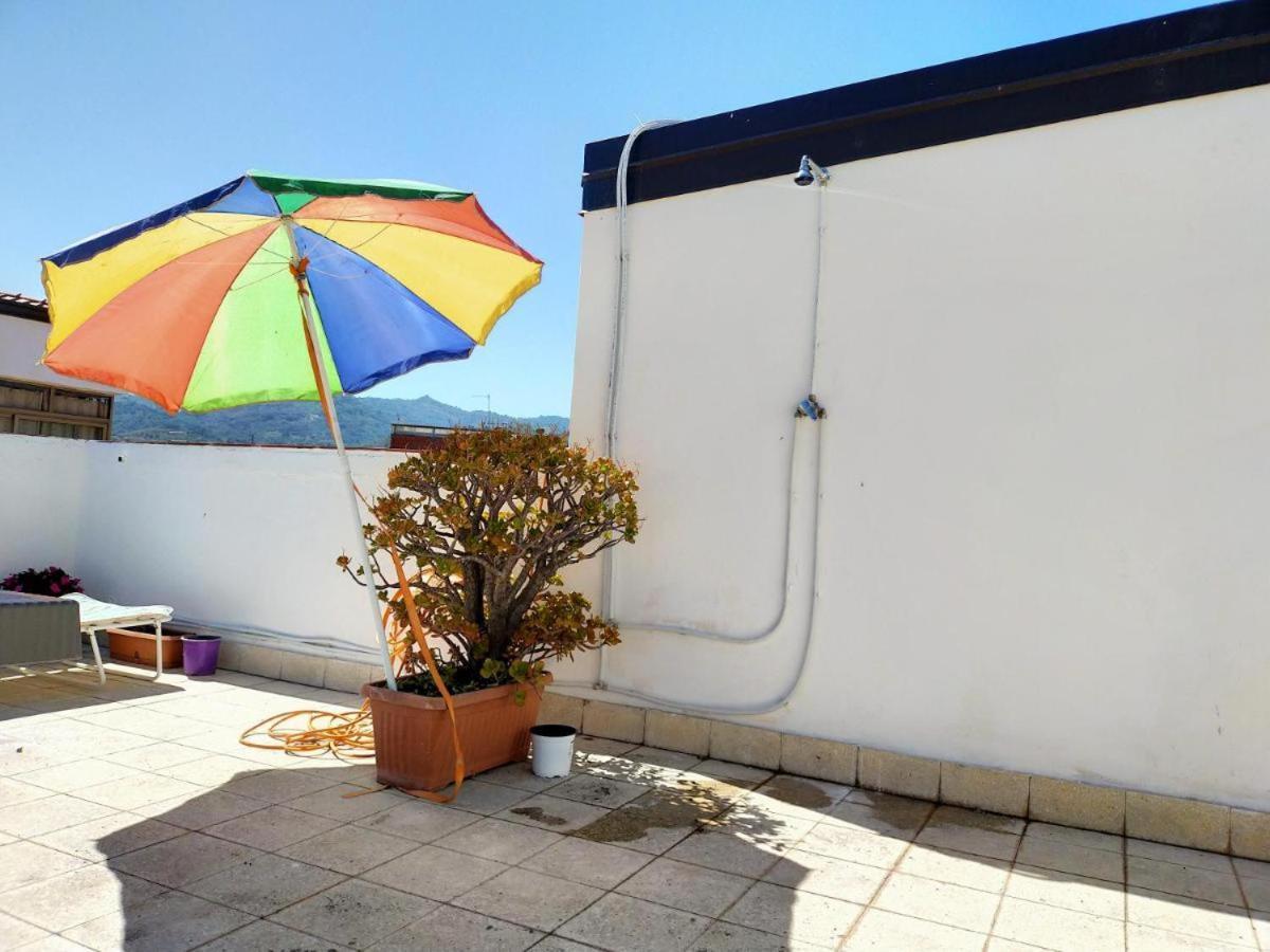 Chelsea Barracks Apartment Giardini Naxos Luaran gambar